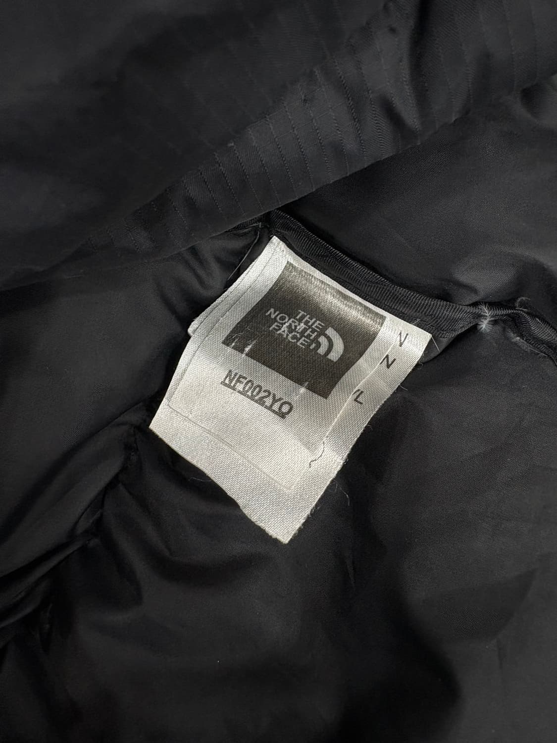 노스페이스 패딩 블랙 상품이미지5