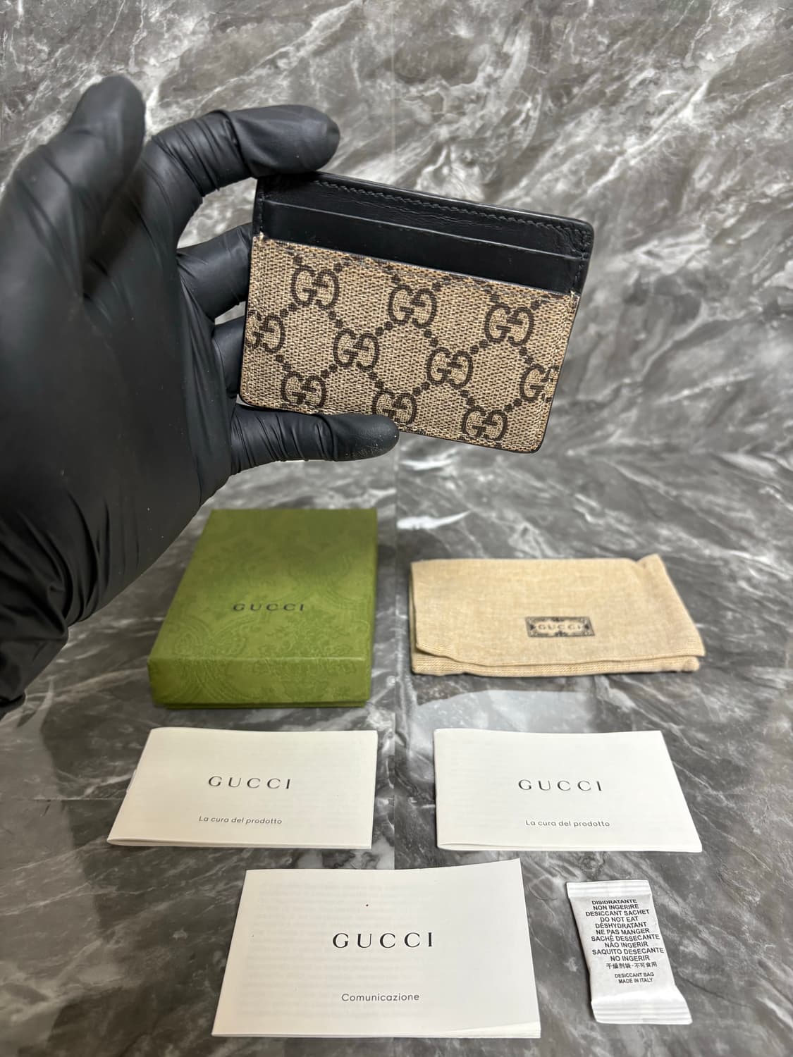 구찌 베스트리에 꿀벌 카드지갑 상품이미지2