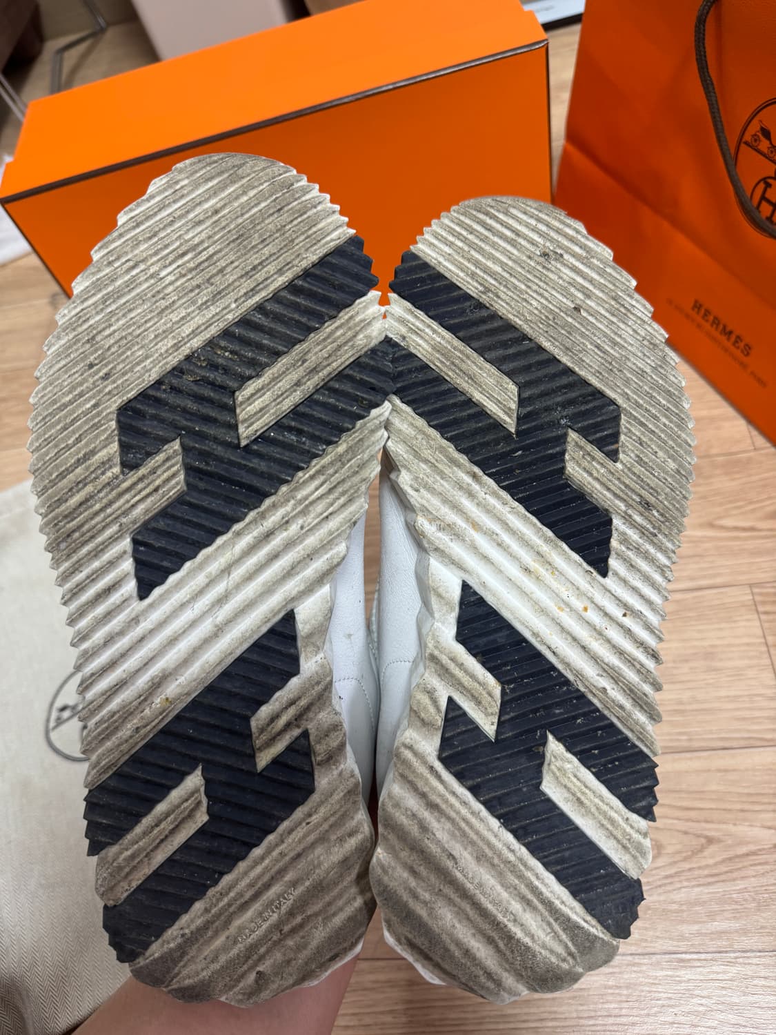 에르메스 바운싱 스니커즈 41.5  상품이미지3