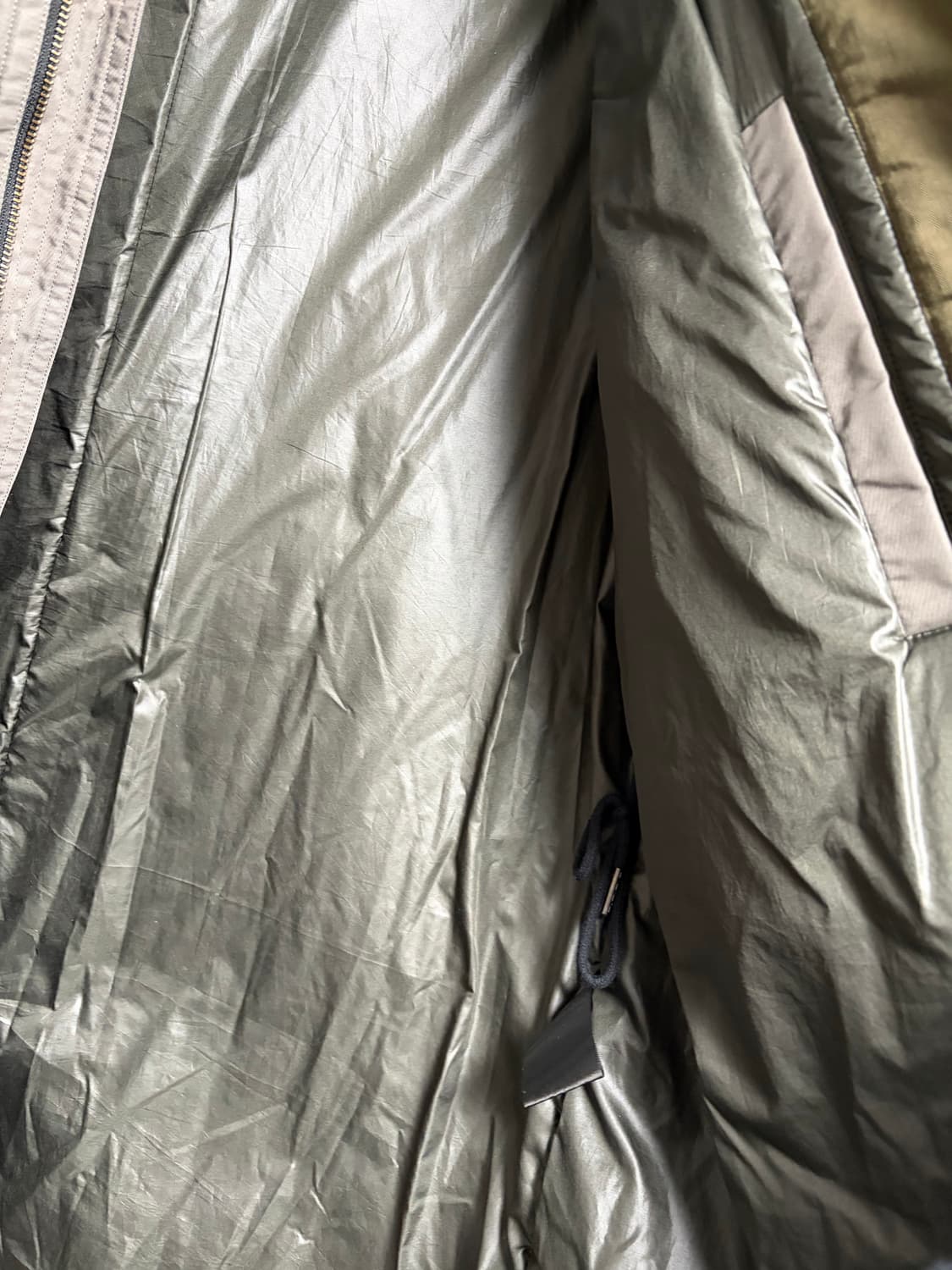 폴리테루 23fw hvc파카 세이지 상품이미지4