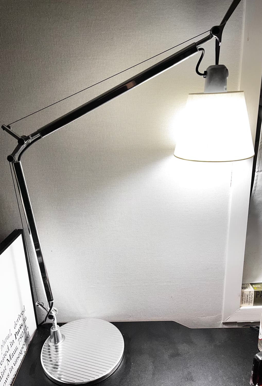 아르떼미데 톨로메오 바스큘란테 테이블 램프 상품이미지1