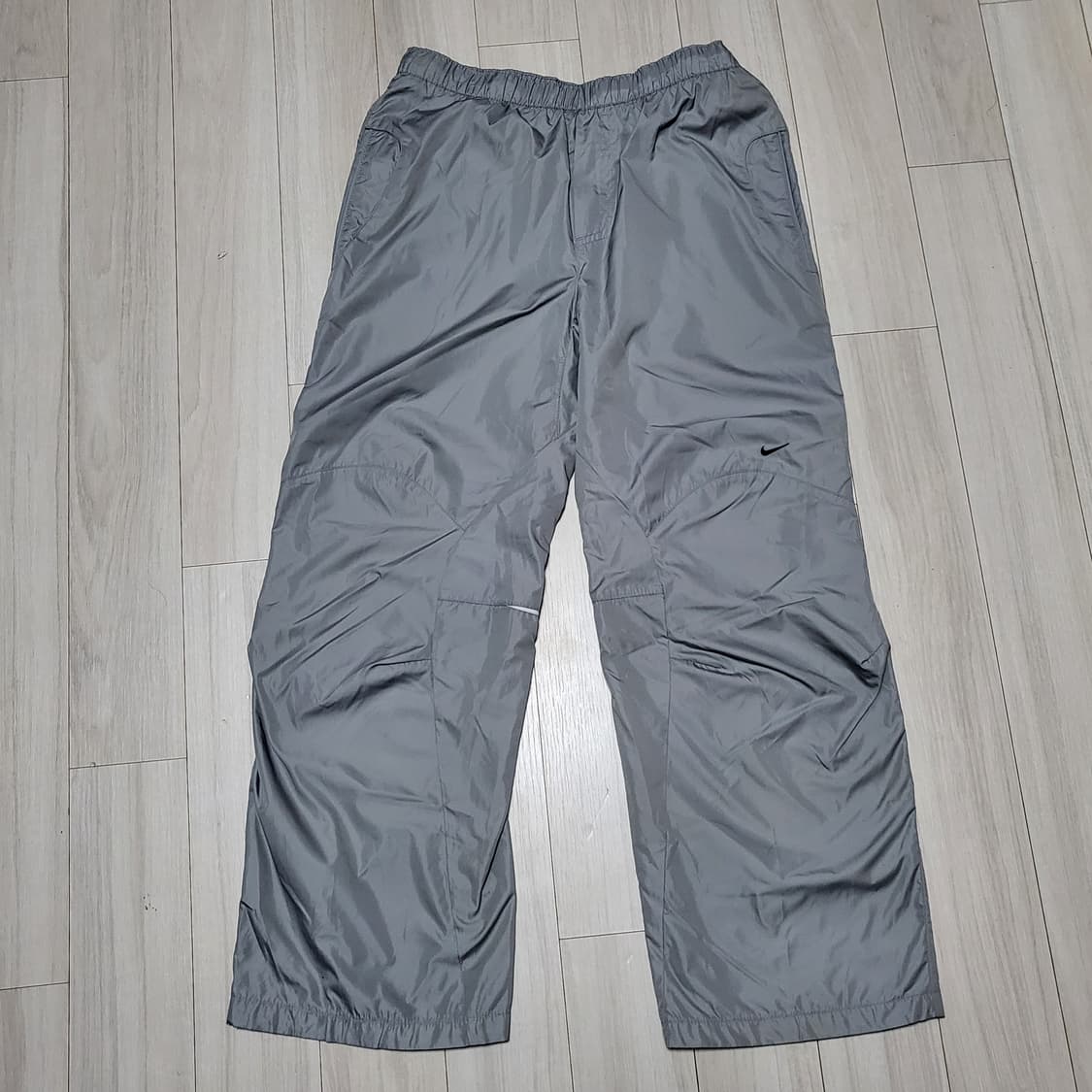 (S 55) y2k 나이키 올드스쿨 우븐팬츠 실버그레이 nike 트랙팬츠 상품이미지2