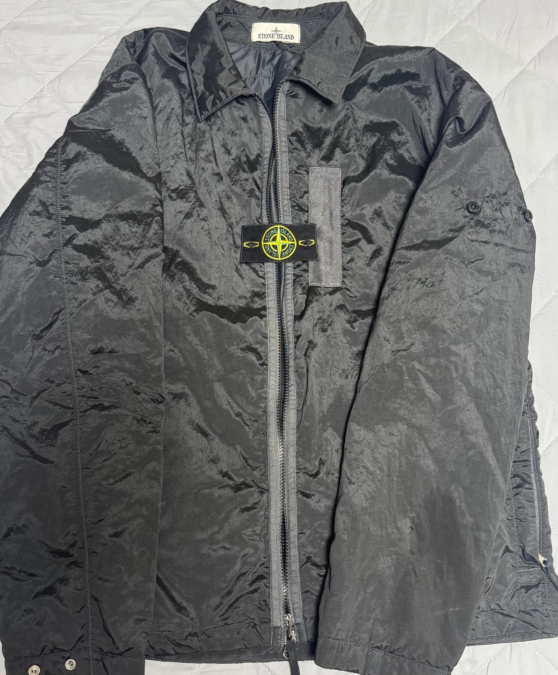 [L]22FW 스톤아일랜드 나일론 메탈 바람막이 프리마로프트 자켓 상품이미지1