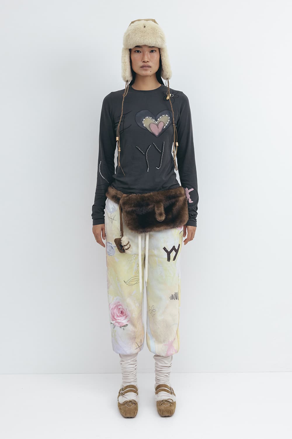 Open yy beaded i love yy tee 차콜 상품이미지3