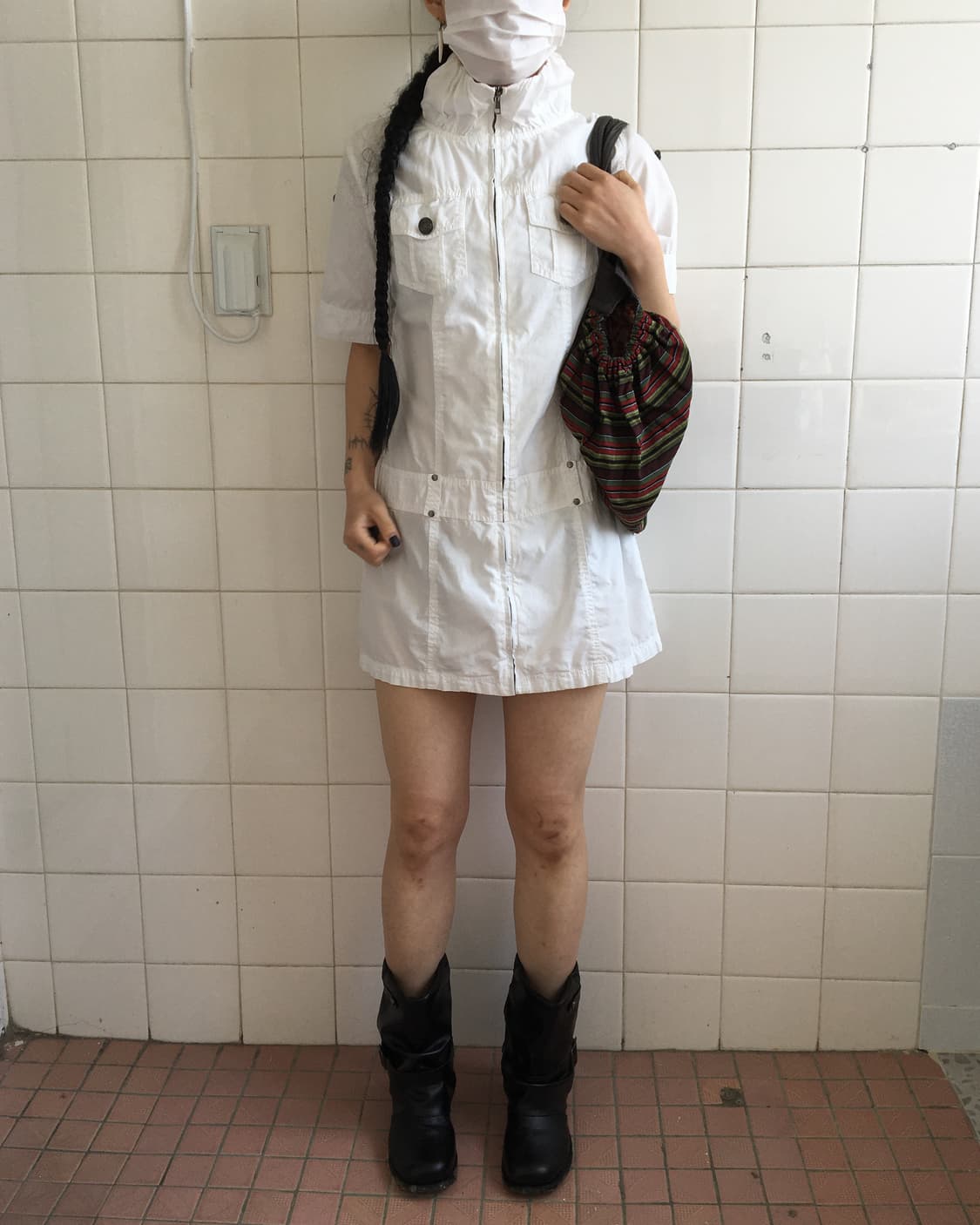 Neckline point high neck zip up 상품이미지1