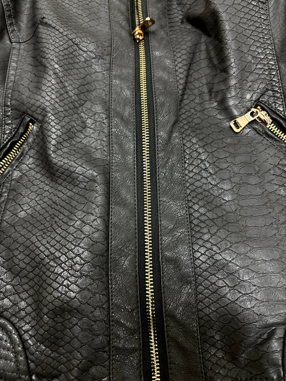 “Vintage” 00’s Design Grey Python Leathe 상품이미지3