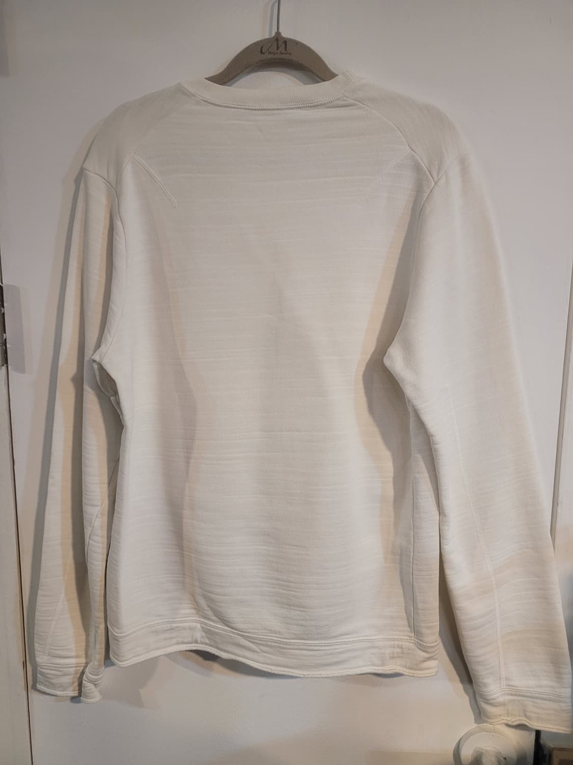 닐바렛 아이보리 포켓 맨투맨 95 상품이미지2