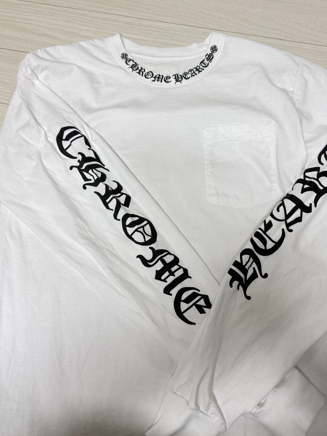 크롬하츠 넥 스크립트 로고 롱슬리브 티셔츠 화이트 M 상품이미지2