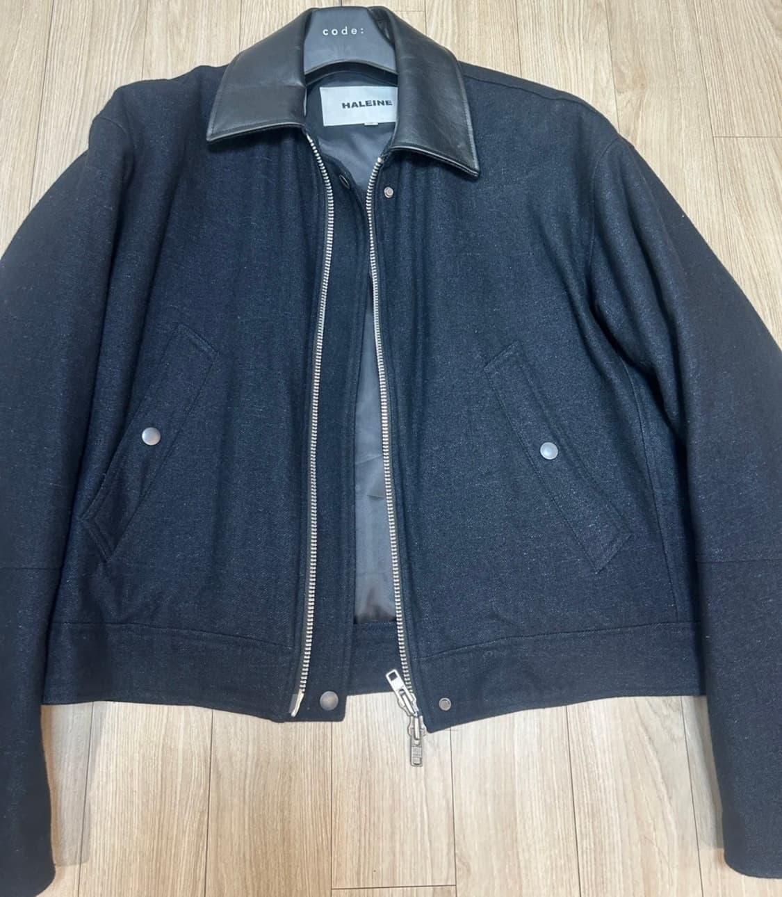 착샷 o) 알렌느 울 워크 자켓 네이비 2사이즈 상품이미지1