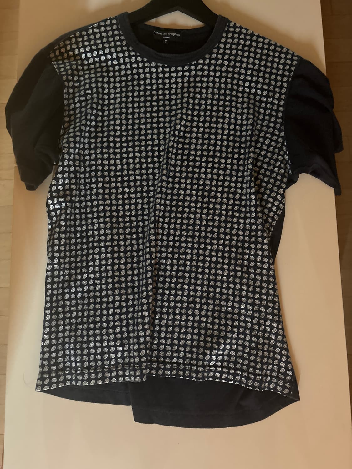 꼼데가르송 반팔 상품이미지1