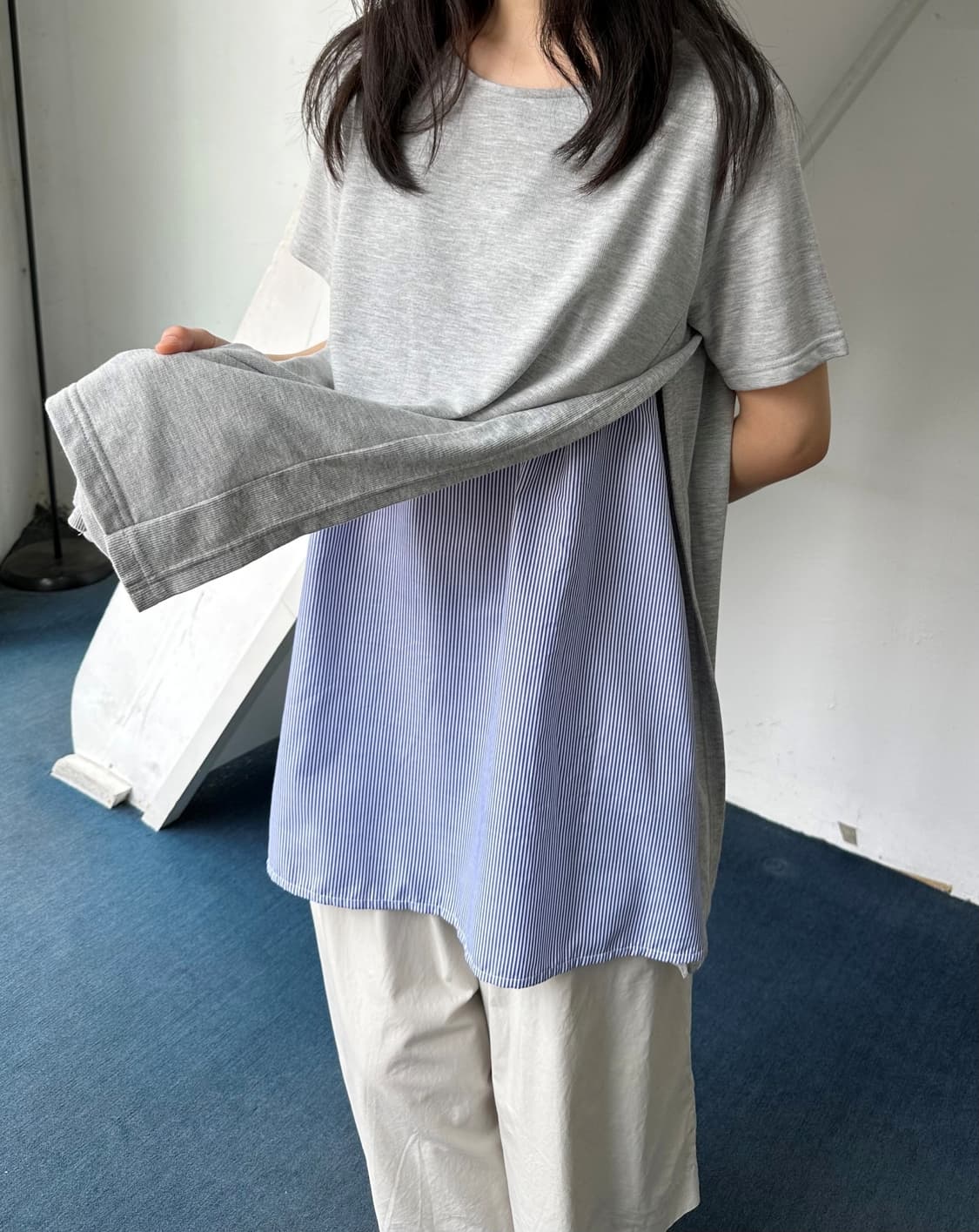 Stretched fabric fake layered long top 상품이미지8
