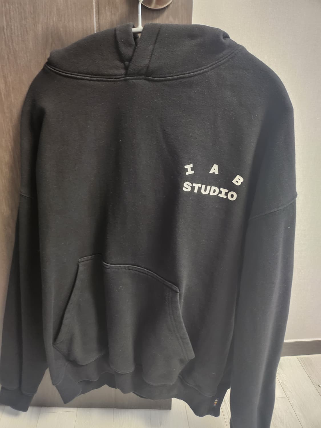 아이앱 스튜디오 후디 블랙 L 사이즈 상품이미지1