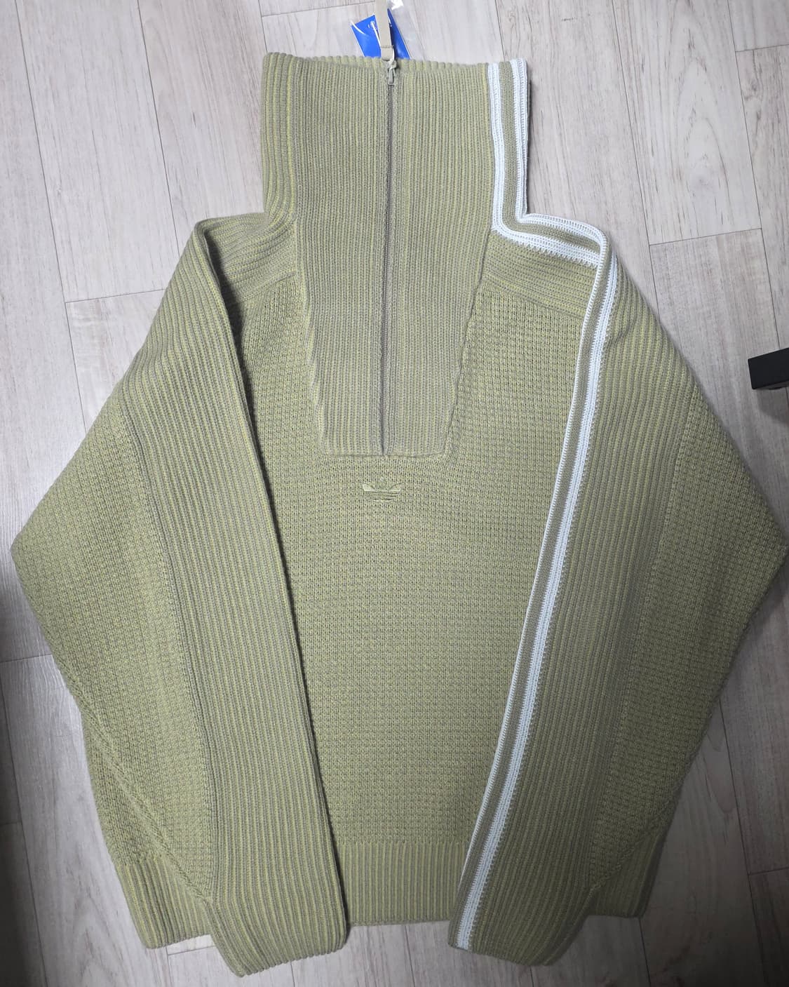 아디다스 반집업 빅카라 니트(희귀) 상품이미지1