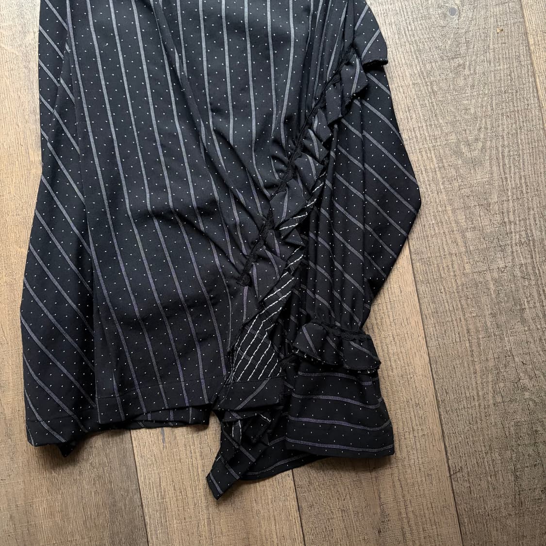 Dot Stripe Asymmetry Shirring Skirt 상품이미지3