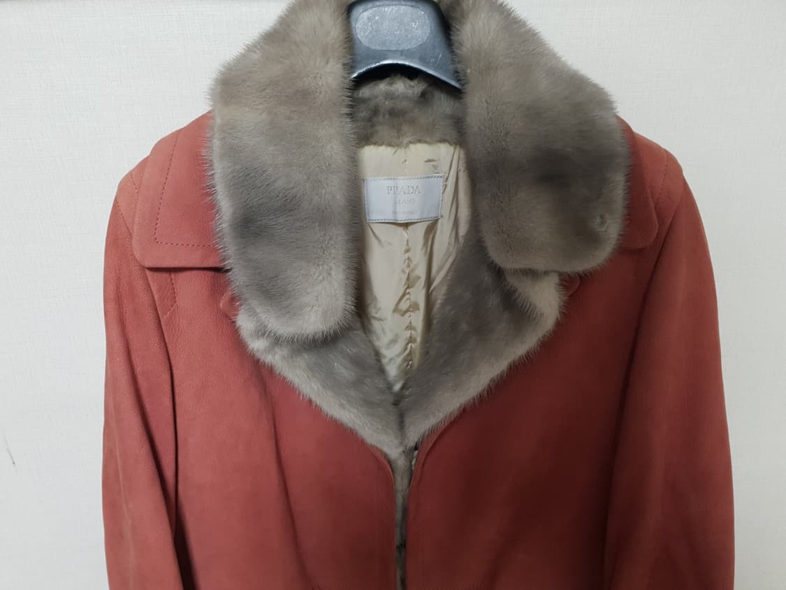 PRADA 프라다 밍크 천연가죽 무스탕 여성 77
​ 상품이미지5