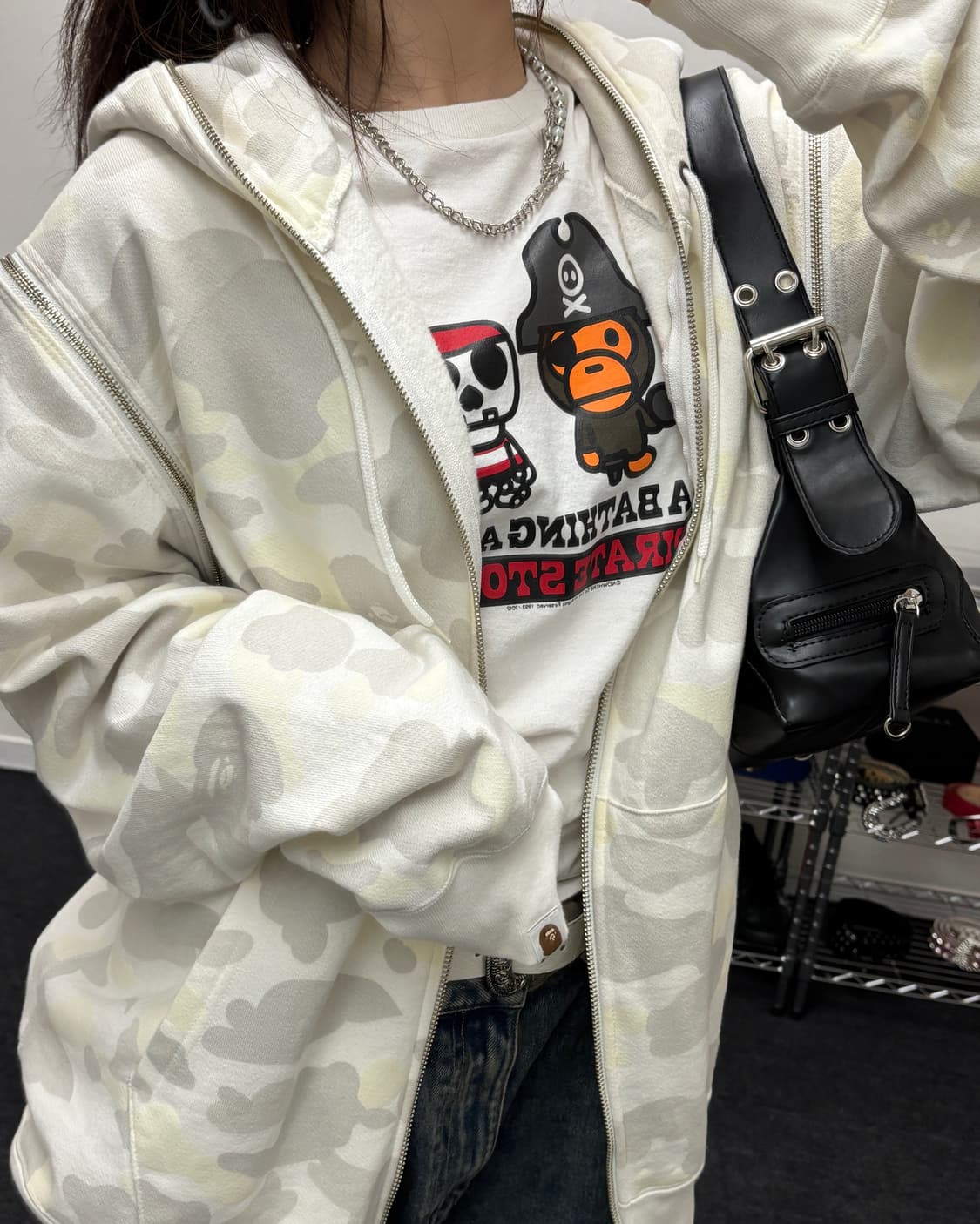 베이프 글로우 인 더 다크 화이트 카모 후드집업 상품이미지1