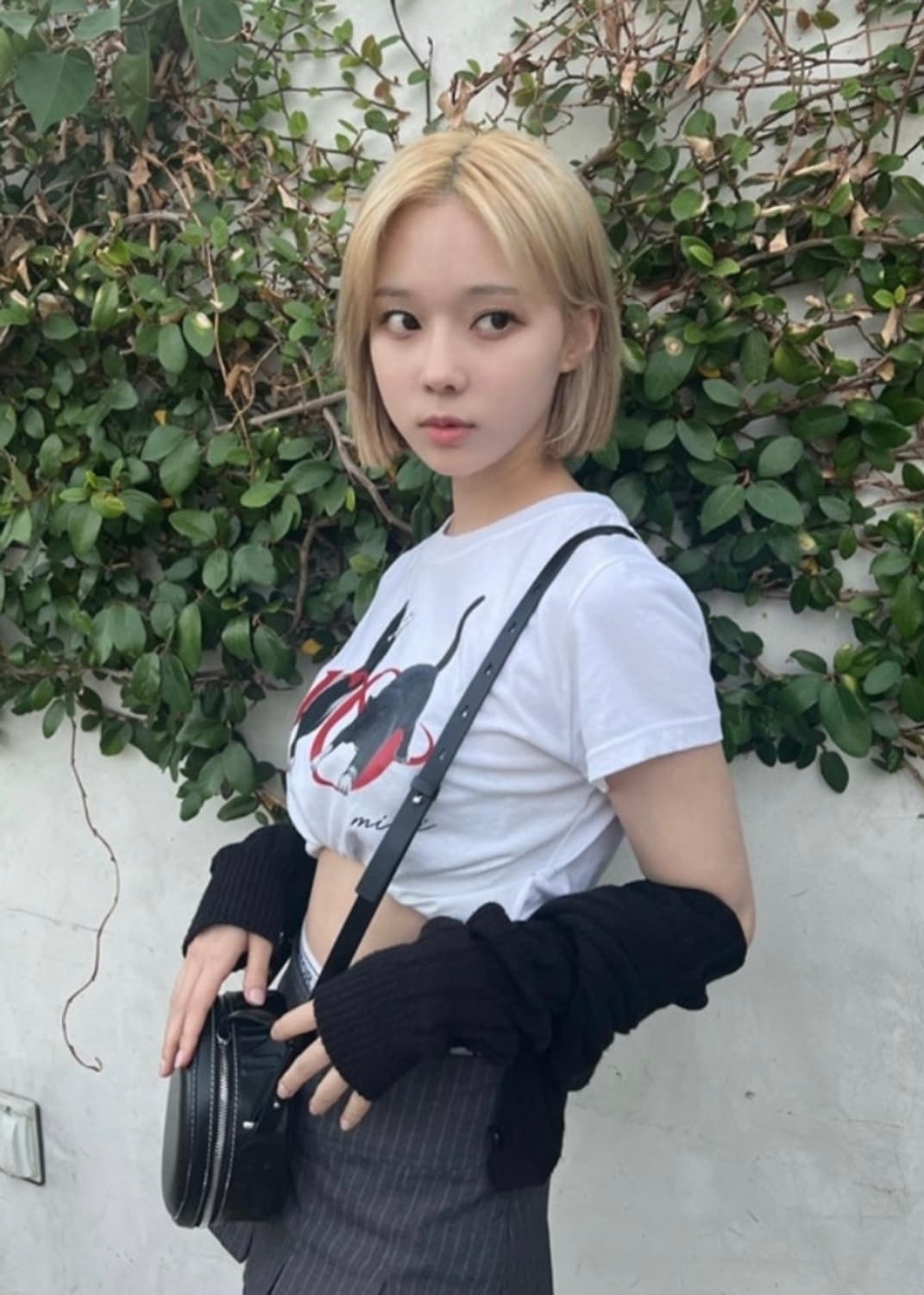 ganni 가니 로고 라운드백 상품이미지1