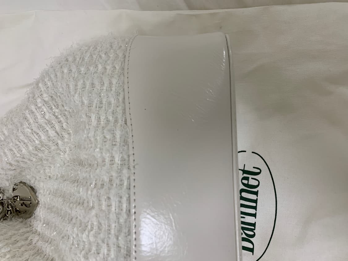 더바넷 트위드 드로우스트링 체인 백팩 _ 아이보리 상품이미지5