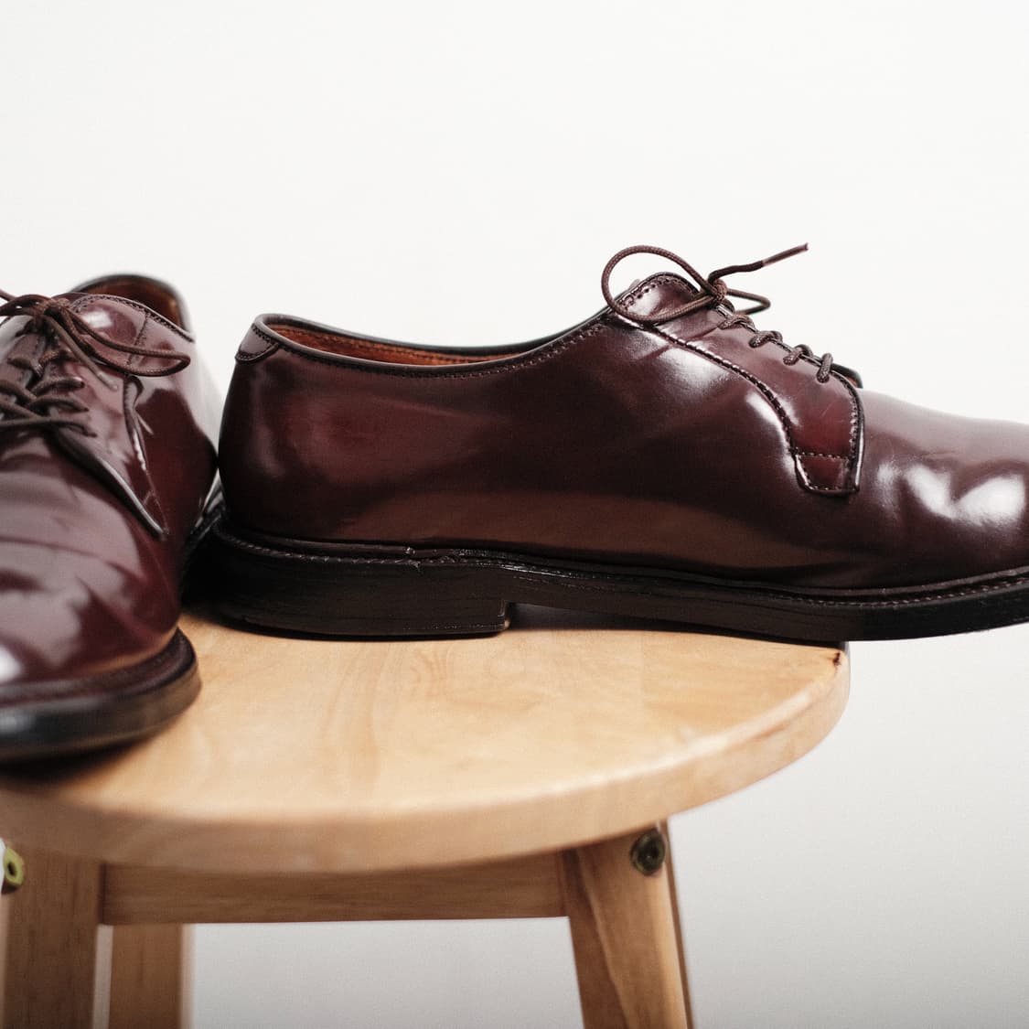 알든 990 10.5D(285-290)사이즈 버건디 코도반 플레인토 더비 상품이미지8