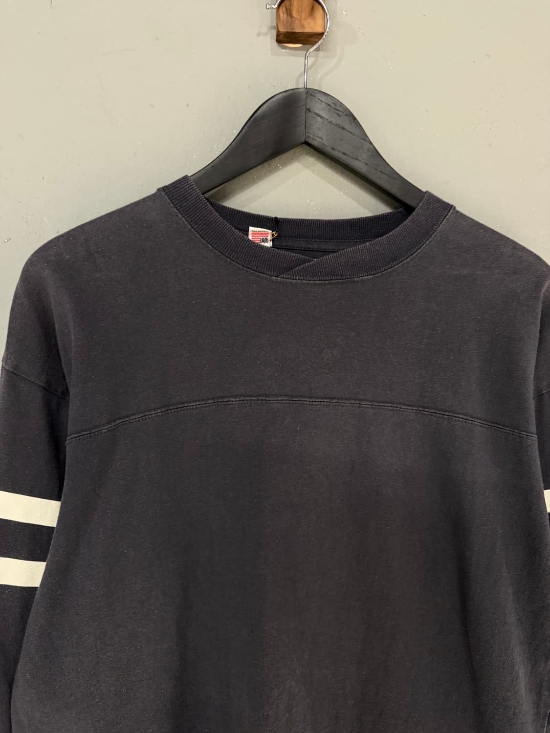 Coen arm line detail tee 상품이미지6