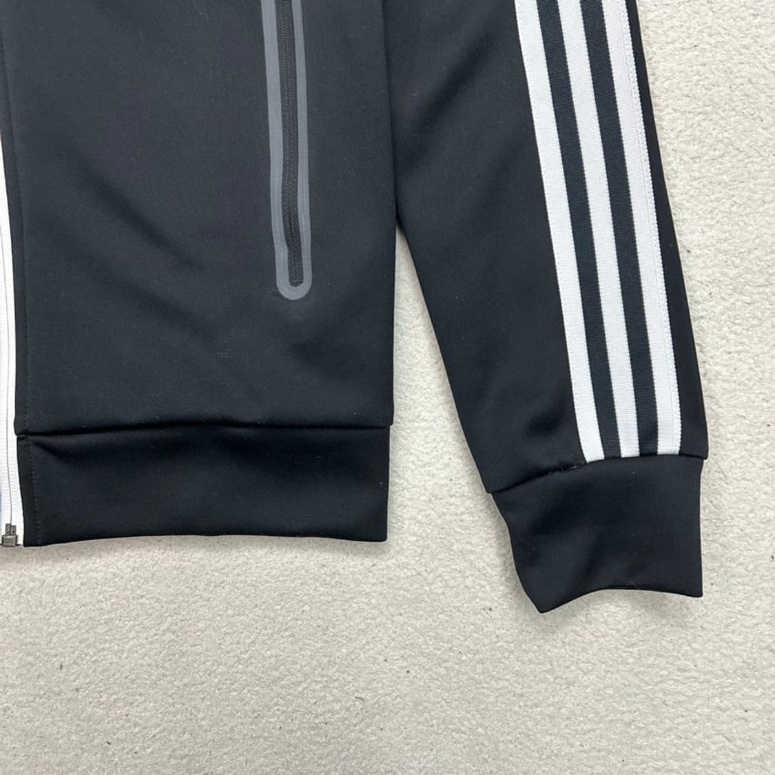 아디다스 블랙-화이트 트랙탑 집업 져지 90 상품이미지3
