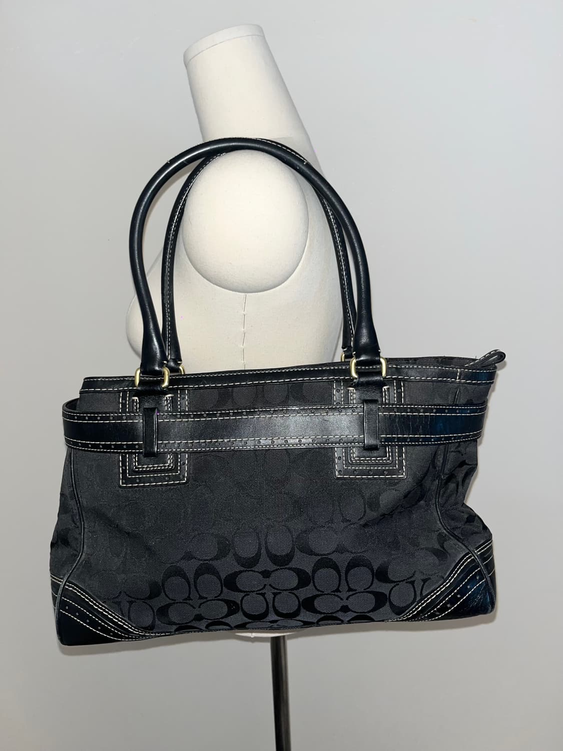 Coach black square shoulder bag 상품이미지5