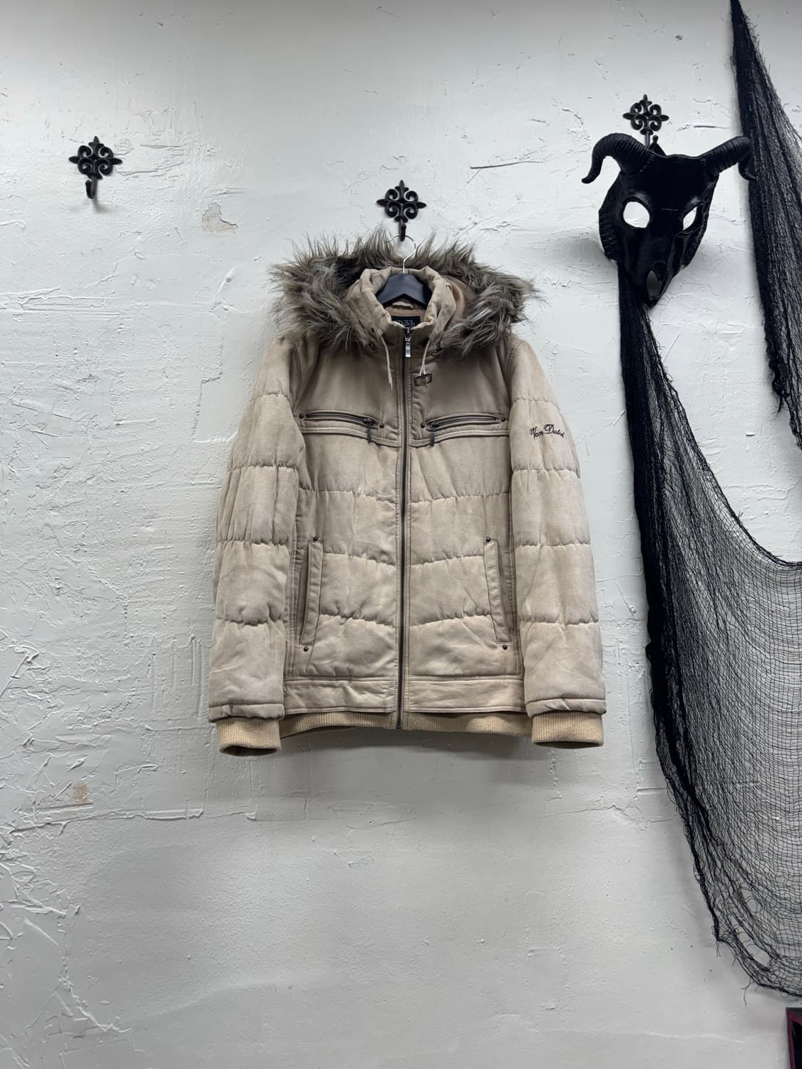 Von dutch 00s y2k trimming fur begie dow 상품이미지2