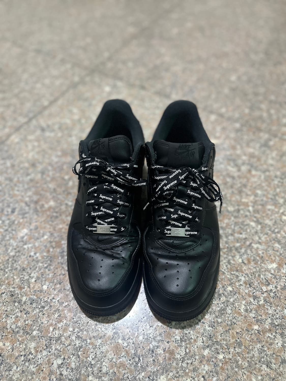 슈프림 포스 블랙275판매 상품이미지1