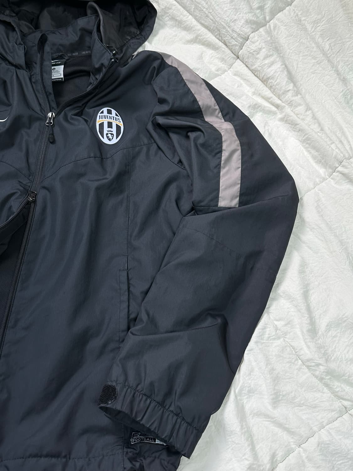 나이키 유벤투스 바람막이 미디움 상품이미지7