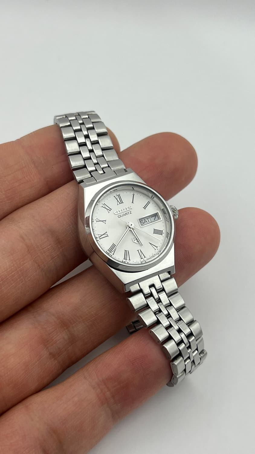 시티즌 여성용 빈티지 데이데이트 상품이미지1