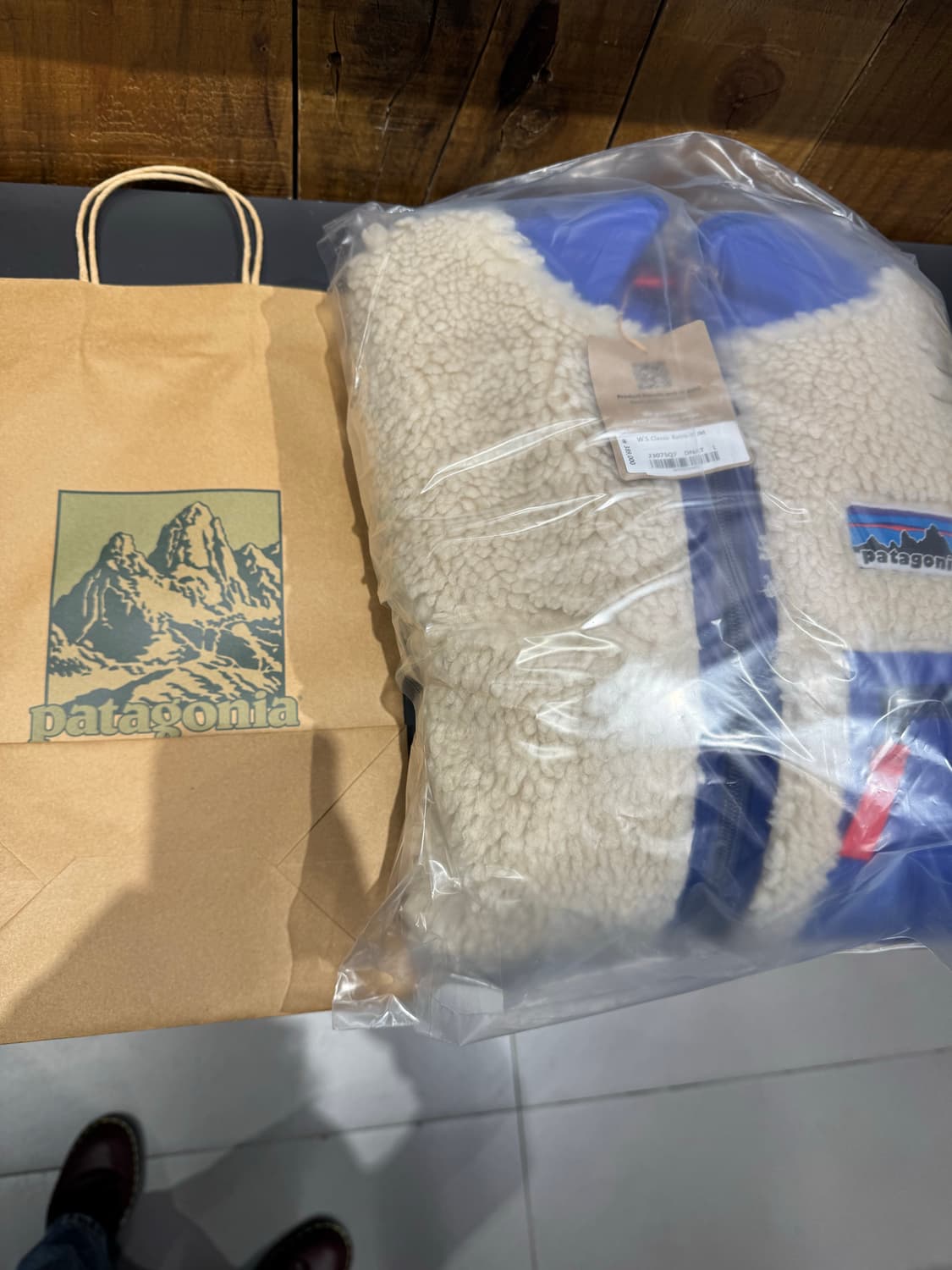 파타고니아 우먼즈 레트로x gd착용 지디 L사이즈 상품이미지1