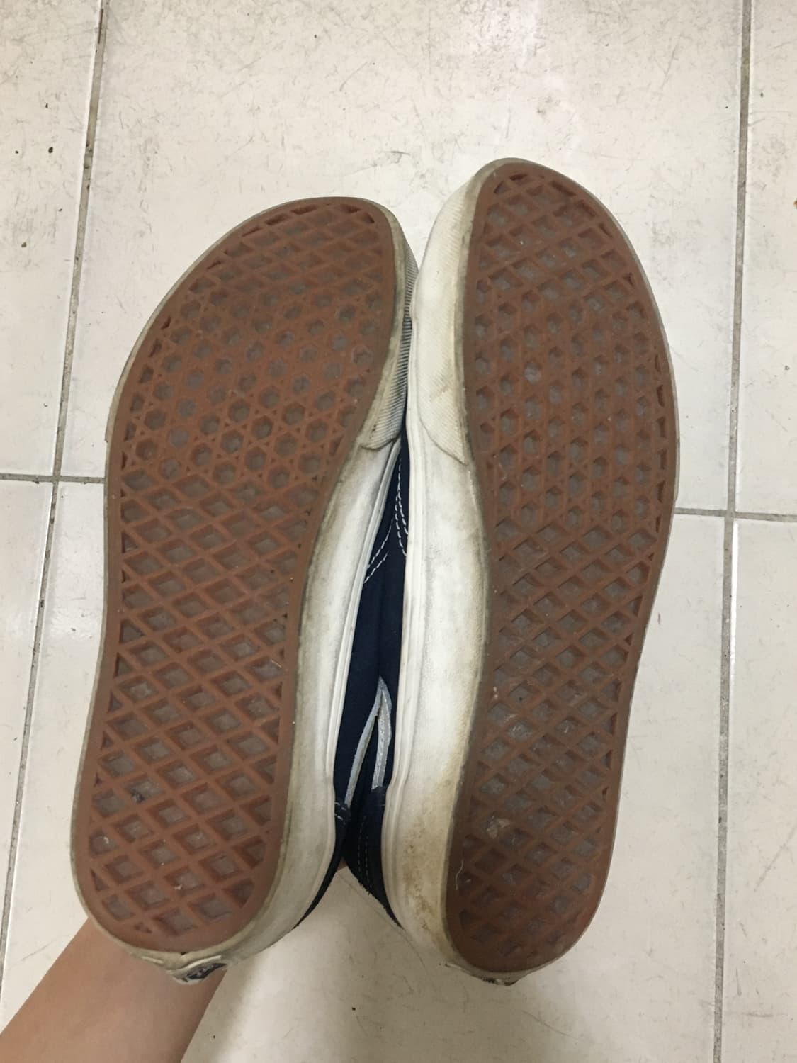 반스 스타일 36 (스웨이드) 드레스

블루:마쉬멜로우 235 상품이미지3