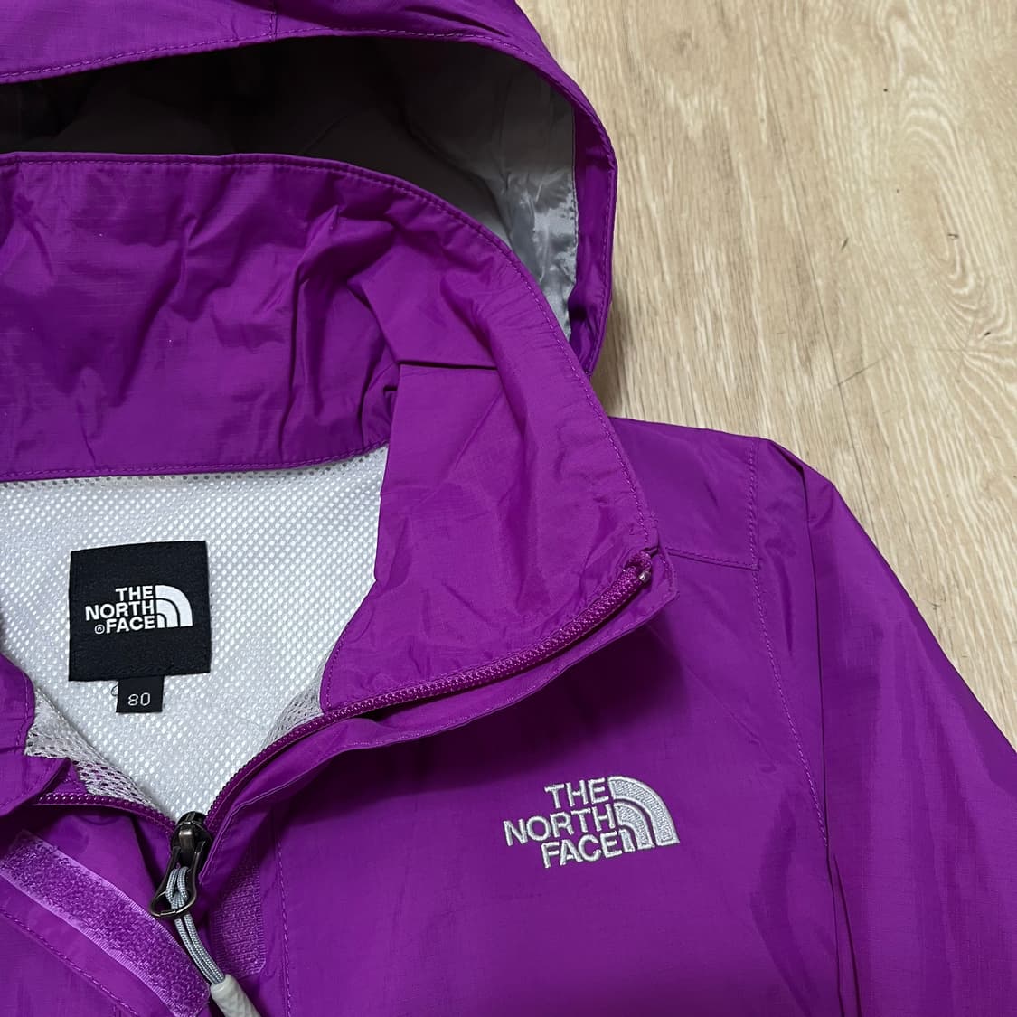 노스페이스 여성 하프돔 하이벤트 바람막이 후드 자켓 S(80) 상품이미지3