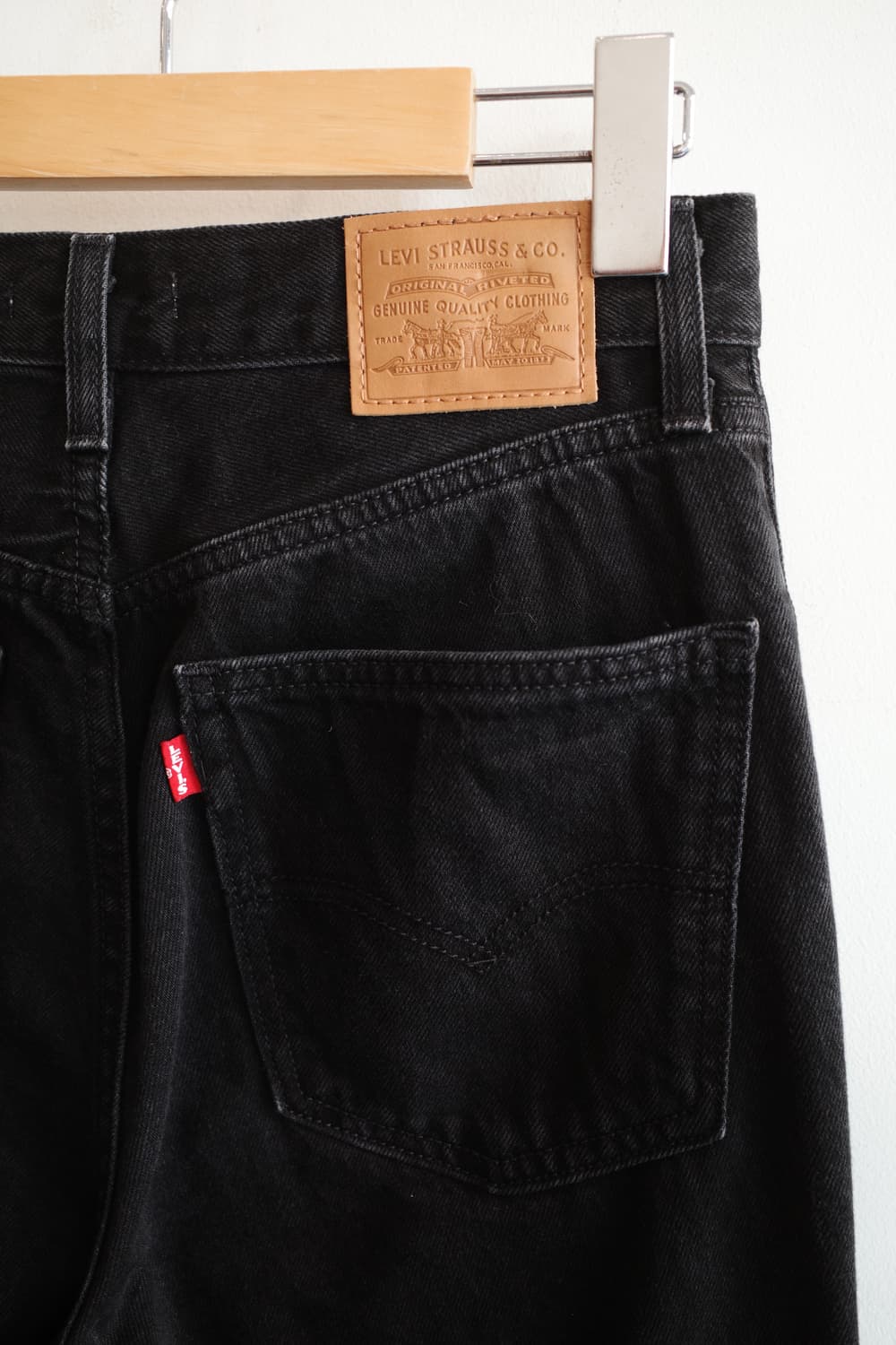 Levis 리바이스 하이웨이스트 블랙진 (28인치) 상품이미지8