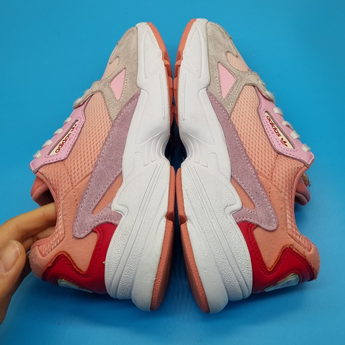 아디다스 팔콘 핑크 운동화225 상품이미지5