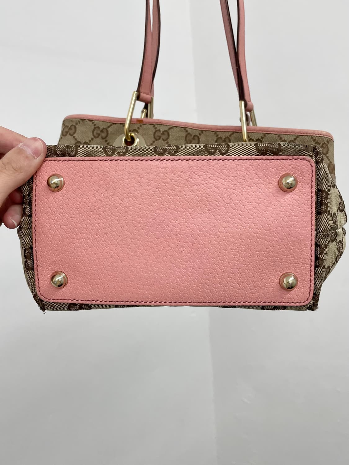 구찌 GG 모노그램 핑크 버킷 토트백 상품이미지6