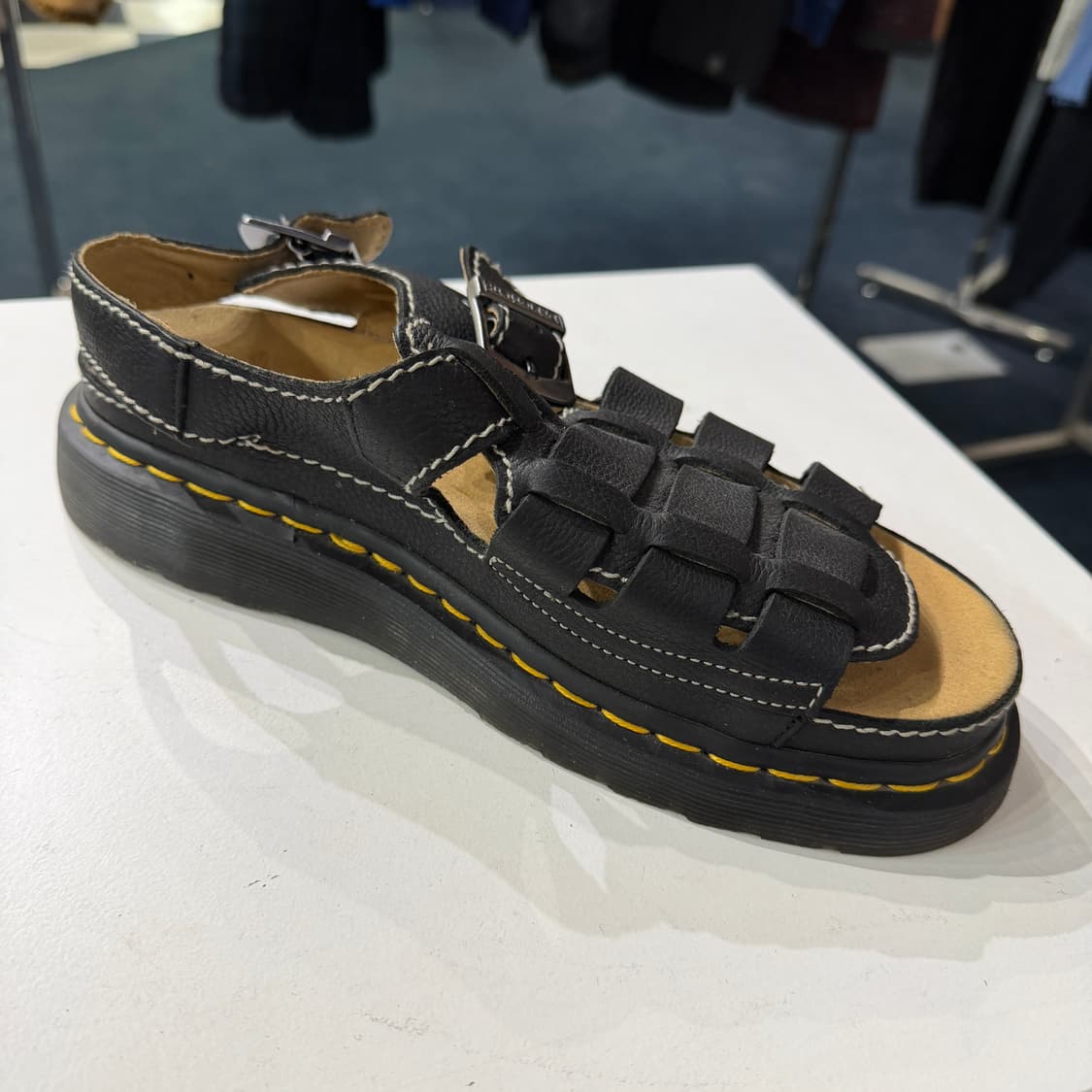 [260mm] 닥터마틴 8002 ARC 모노 샌들 상품이미지2