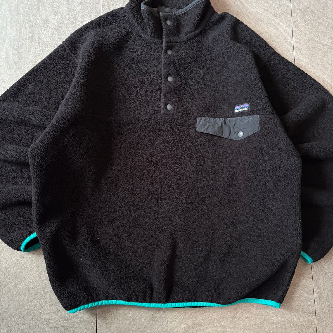 파타고니아 정품 신칠라 스냅티  상품이미지4