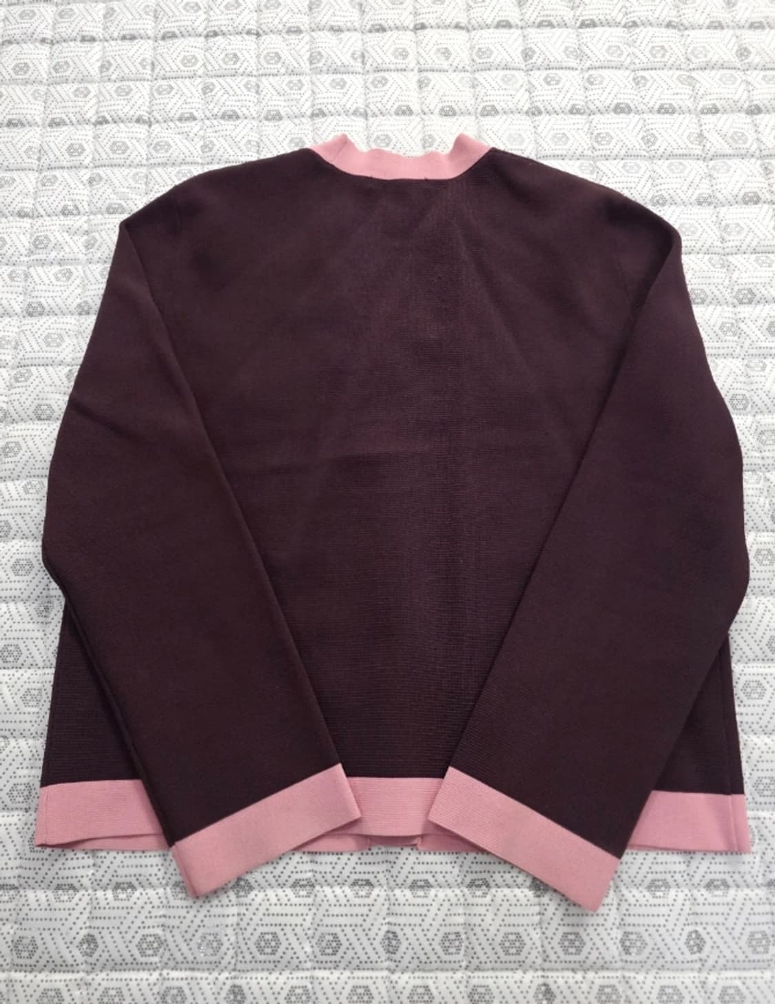 질스튜어트 뉴욕 라인배색 니트 가디건+스커트 셋업 55 상품이미지3