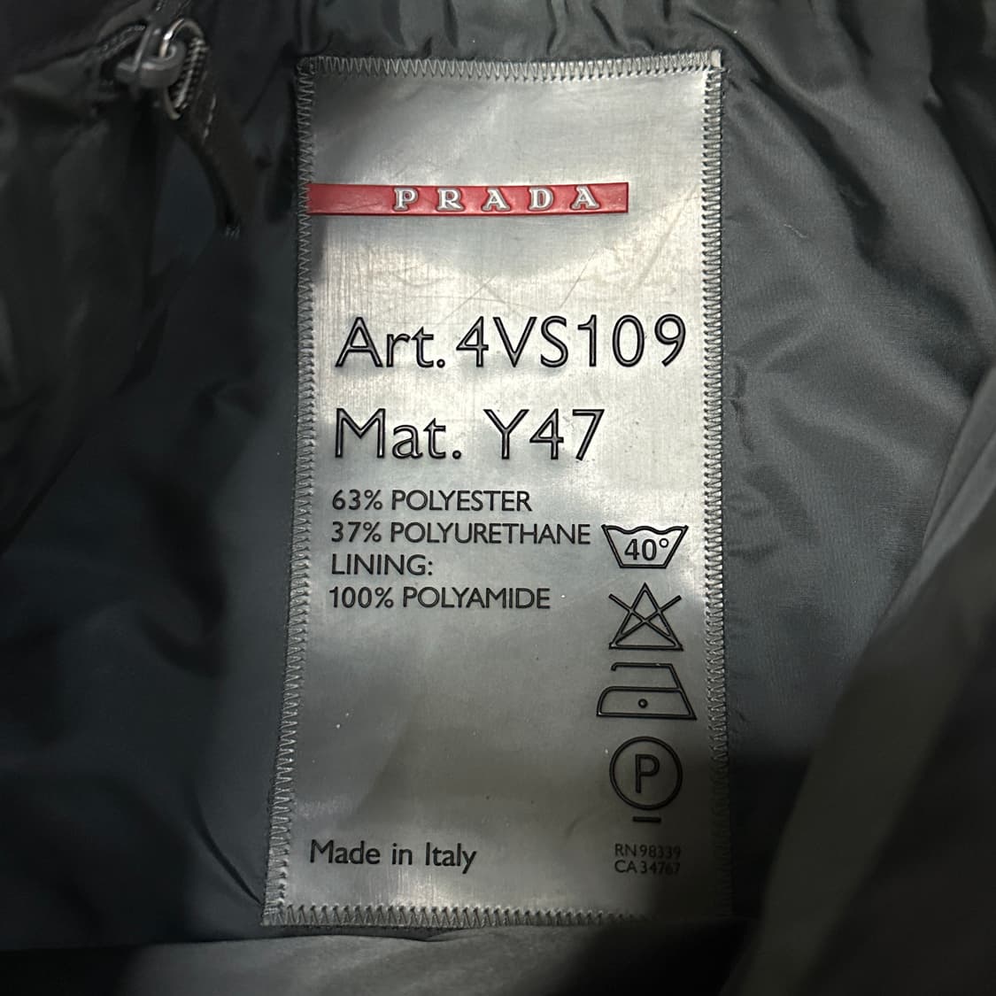 00s 프라다스포츠 크로스백 상품이미지2