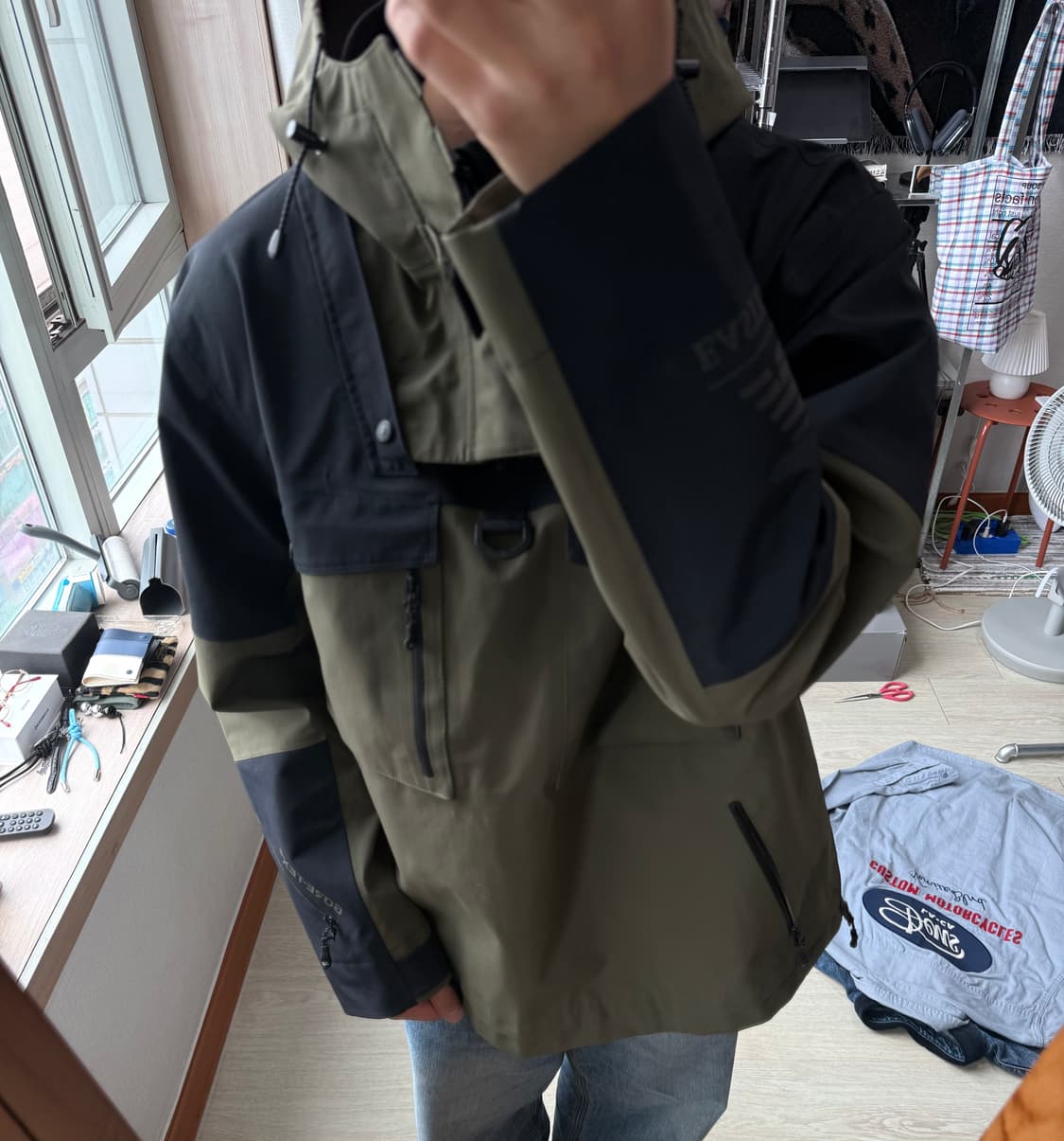 뉴발란스 이스트로그 고어텍스 자켓 상품이미지1