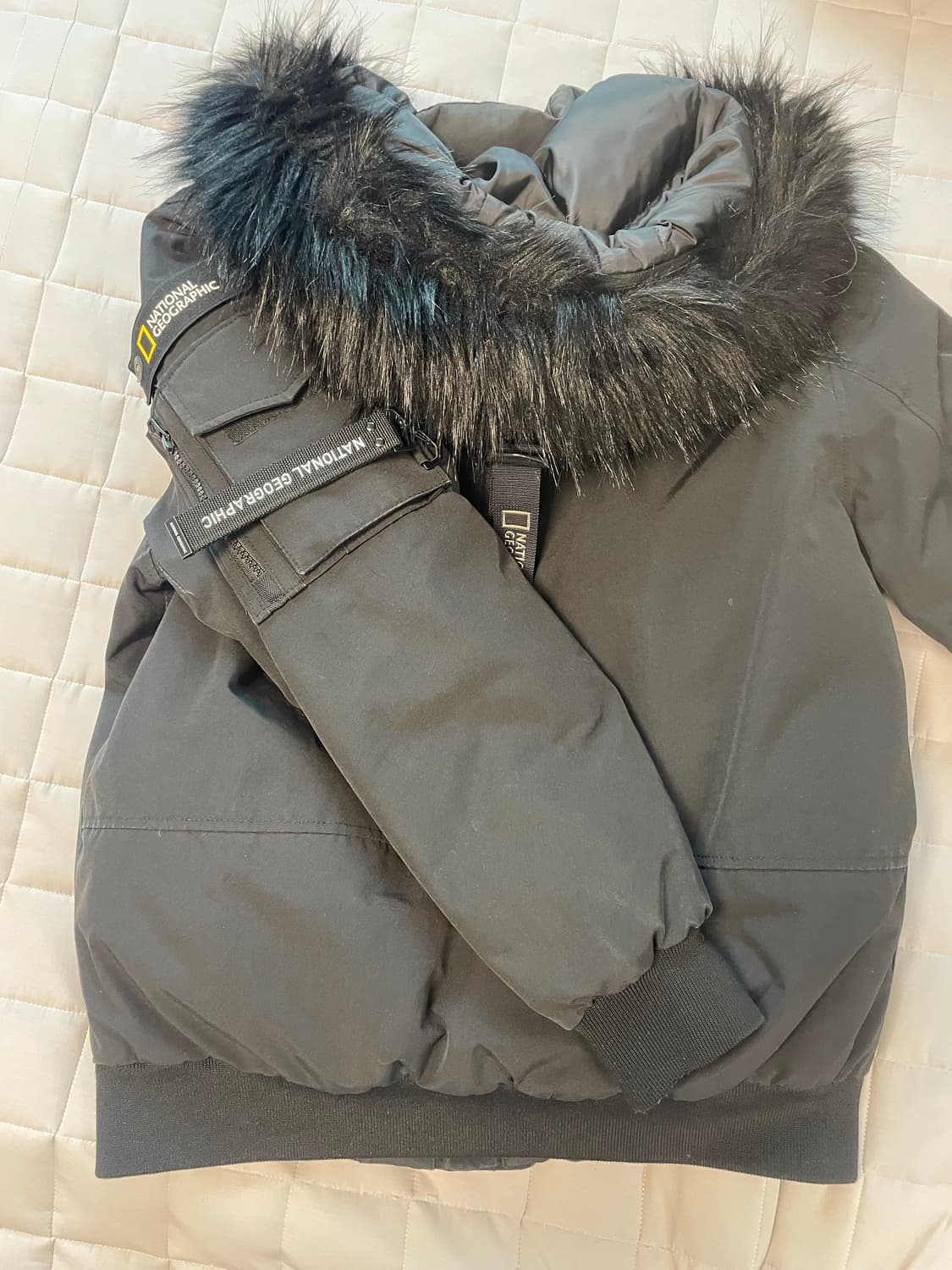 네셔널지오그래픽 숏패딩 타루가 M 상품이미지3