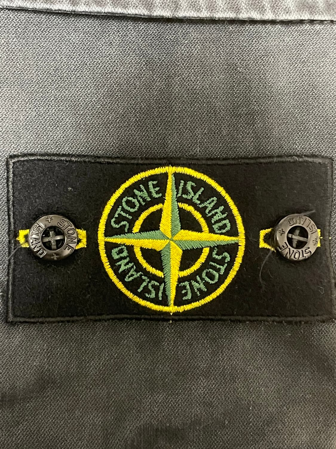 [ 31 ] 22ss 스톤아일랜드 와펜패치 카고팬츠 차콜 상품이미지4