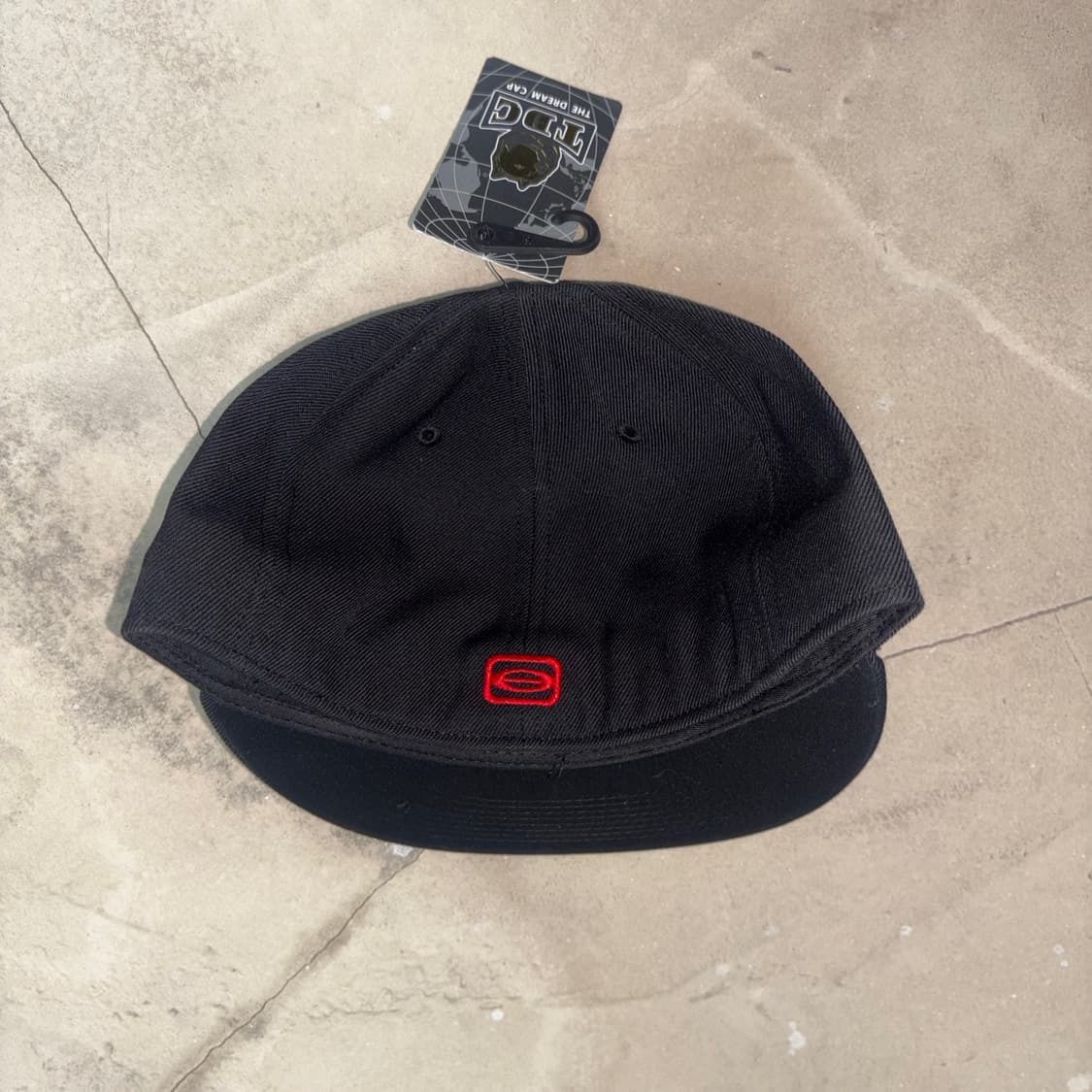 [7 1/4] YVL RED ON BLACK CAP 상품이미지5