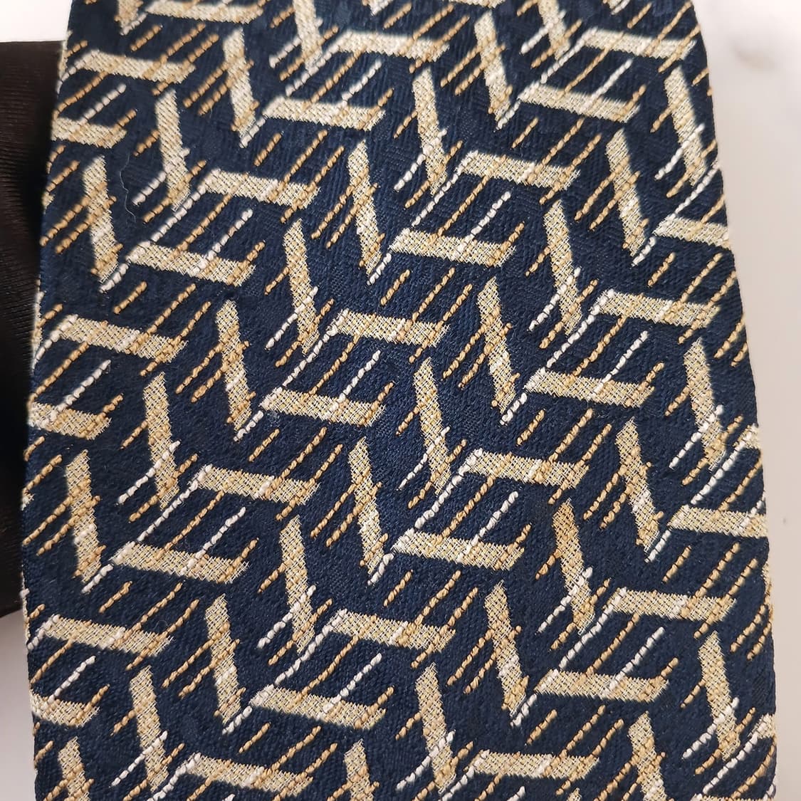 아쿠아스큐텀 실크 지그재그 넥타이 9.9cm A+등급 A19065
 상품이미지6