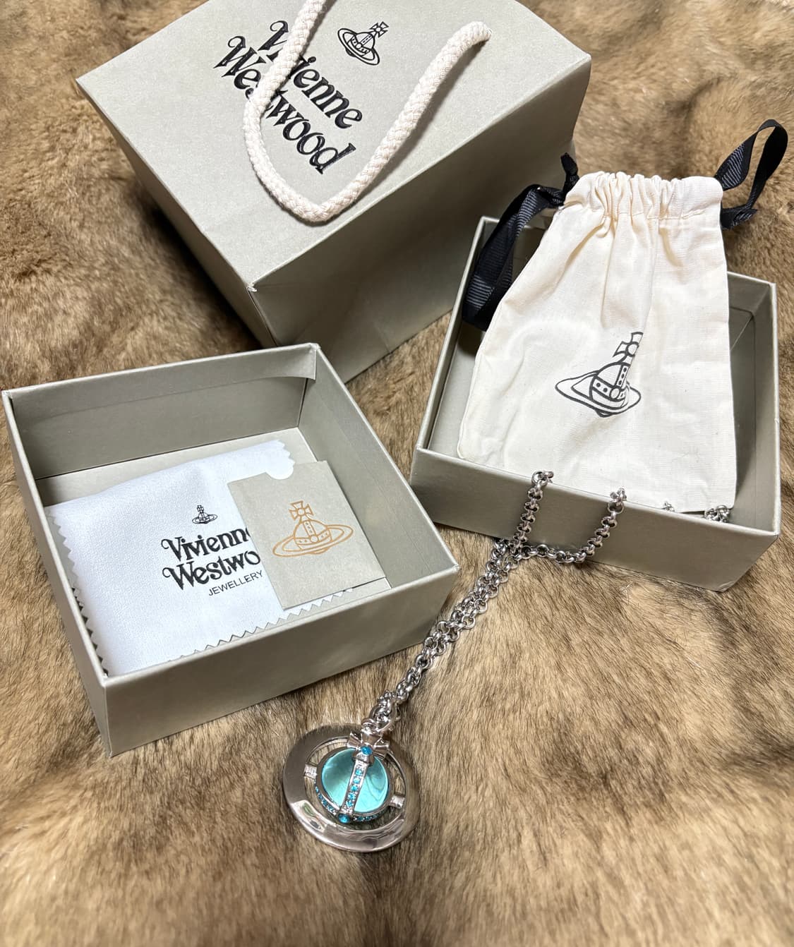 급척! 비비안 웨스트우드 빅orb 목걸이 하늘색 🩵새상품 상품이미지1