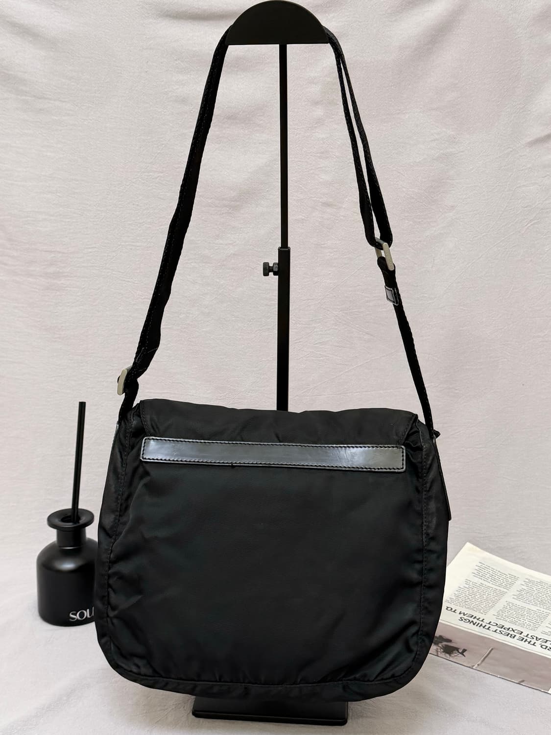 프라다 버클 크로스백 나일론 테수토 포코노 주우재백 상품이미지2