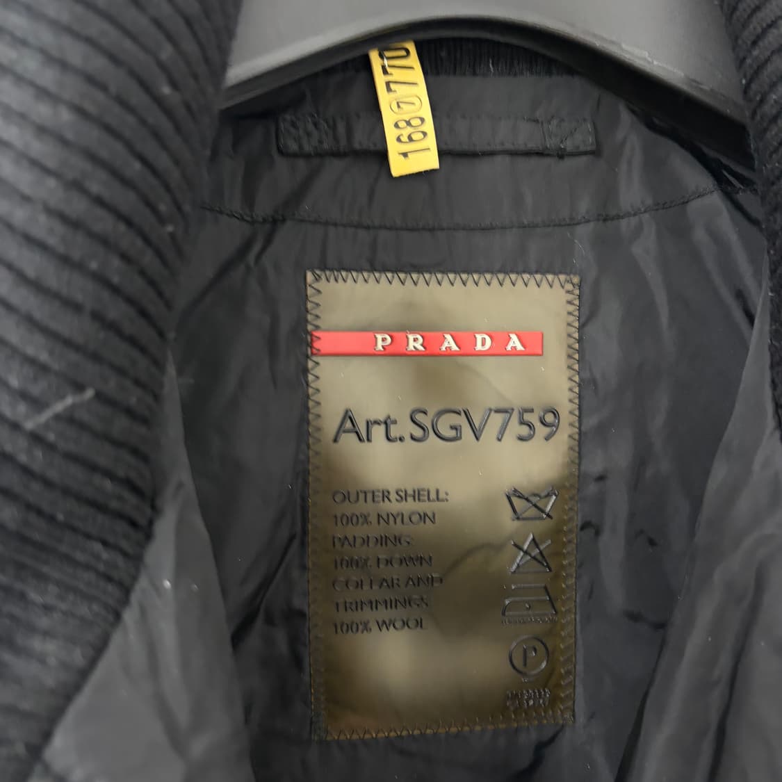 프라다 08AW 나일론 다운 자켓 상품이미지8