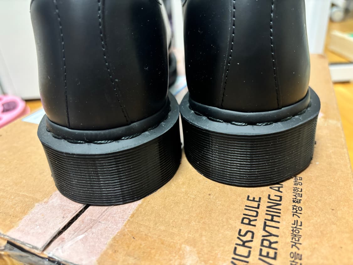 닥터마틴 1461 모노 상품이미지3