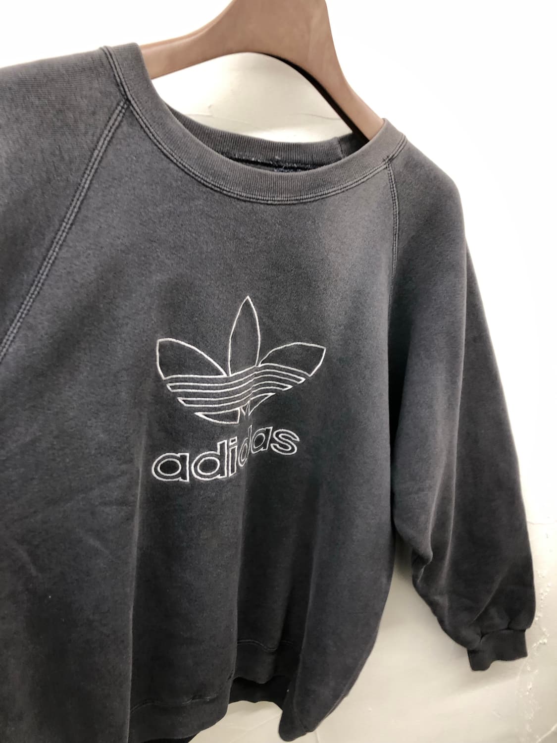 8-90s 아디다스 빅로고 맨투맨 상품이미지3